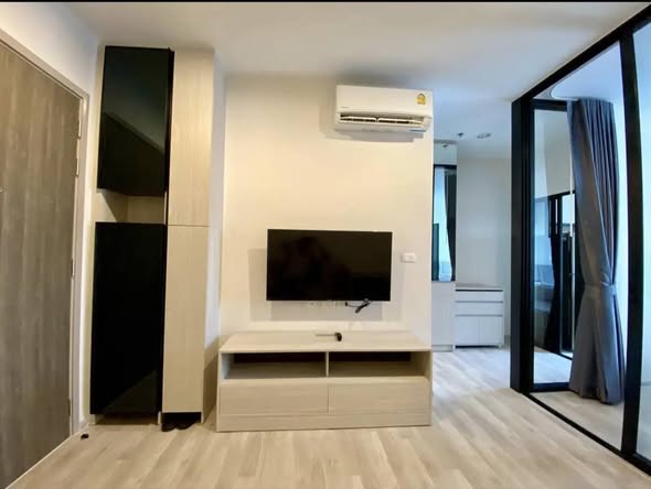 bedroom and room interior of นิช โมโน เมกะ สเปซ บางนา (Niche MONO Mega Space Bang Na)