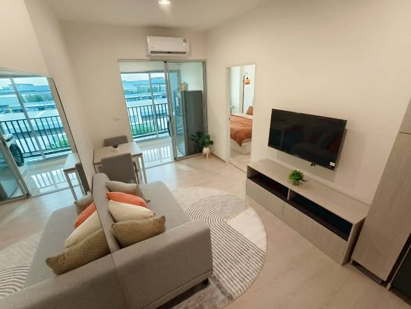 living room and bedroom of Niche Mono Sukhumvit – Puchao : นิช โมโน สุขุมวิท – ปู่เจ้า