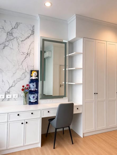 room interior and bathroom of Nirvana Define Srinakarin-Rama9
