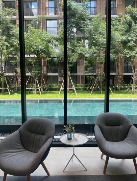 living room of Noble Ambience Sukhumvit 42