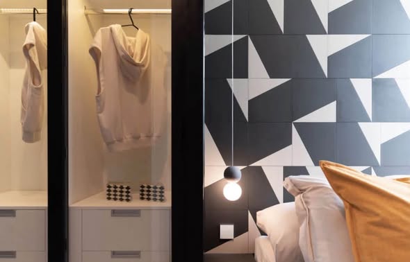 bedroom and bathroom of Noble Around Sukhumvit 33