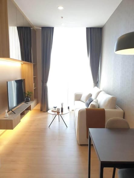 living room and bedroom of Noble BE 19