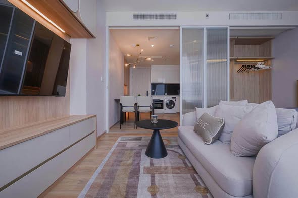 bedroom and living room of Noble Form Thonglor โนเบิล ฟอร์ม ทองหล่อ