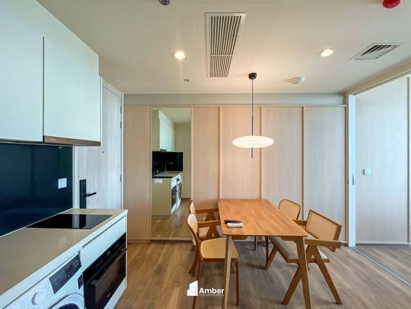 Noble Form Thonglor โนเบิล ฟอร์ม ทองหล่อ