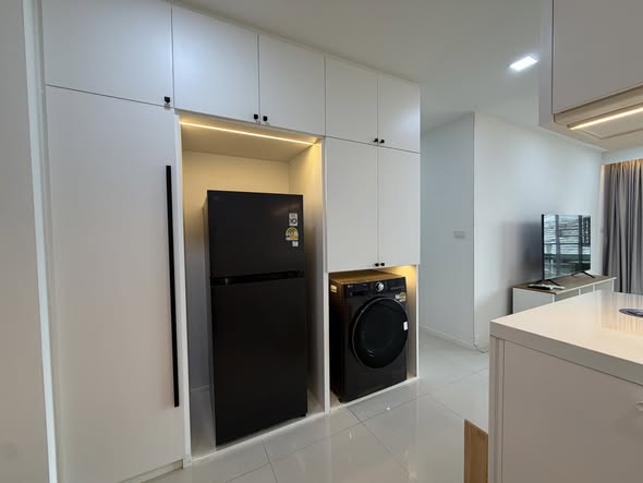 Noble Form Thonglor โนเบิล ฟอร์ม ทองหล่อ