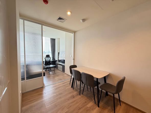room interior of Noble Form Thonglor โนเบิล ฟอร์ม ทองหล่อ