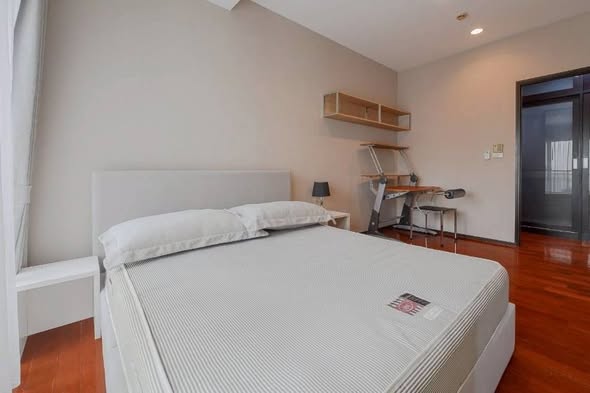 bedroom of Noble Ora