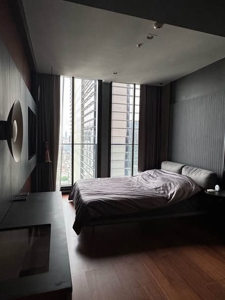 bedroom of Noble Ploenchit