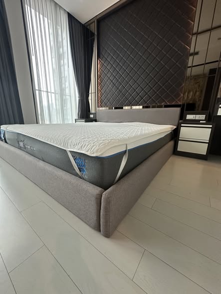 bedroom of Noble Ploenchit