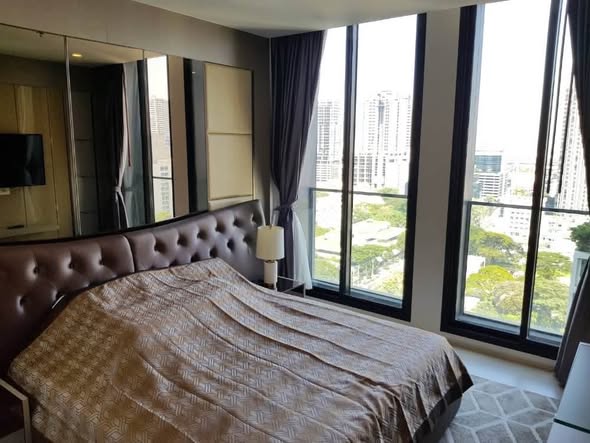 bedroom of Noble Ploenchit