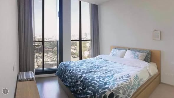 bedroom of Noble Ploenchit