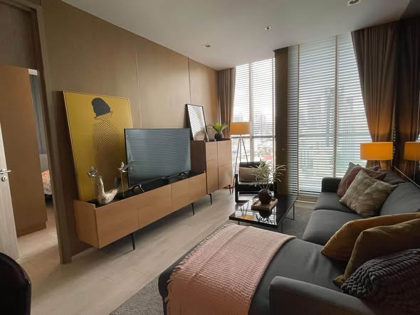 bedroom and living room of Noble Ploenchit