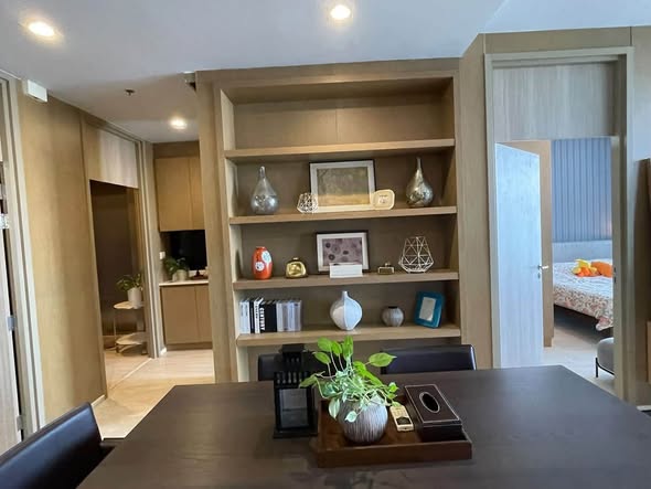 Noble Ploenchit