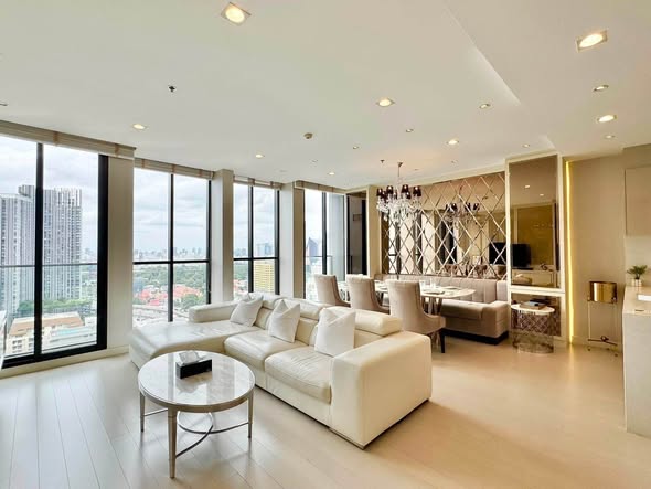 living room of Noble Ploenchit