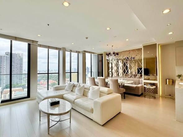 living room of Noble Ploenchit