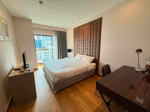 bedroom of Noble Refine