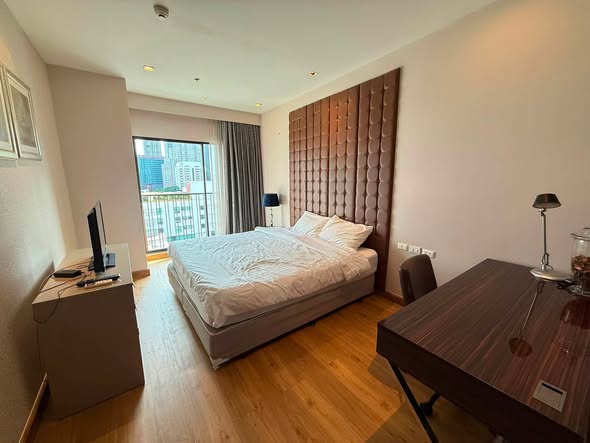 bedroom of Noble Refine