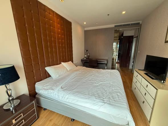 bedroom of Noble Refine