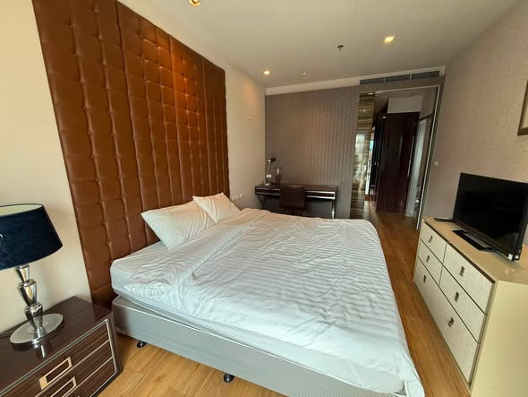 bedroom of Noble Refine