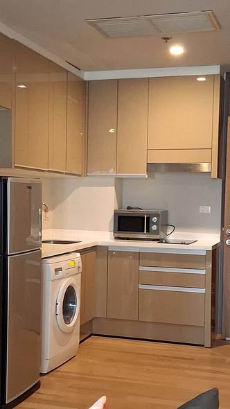 kitchen of Noble Refine