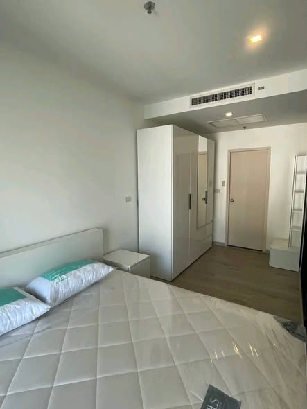 bedroom of Noble Remix