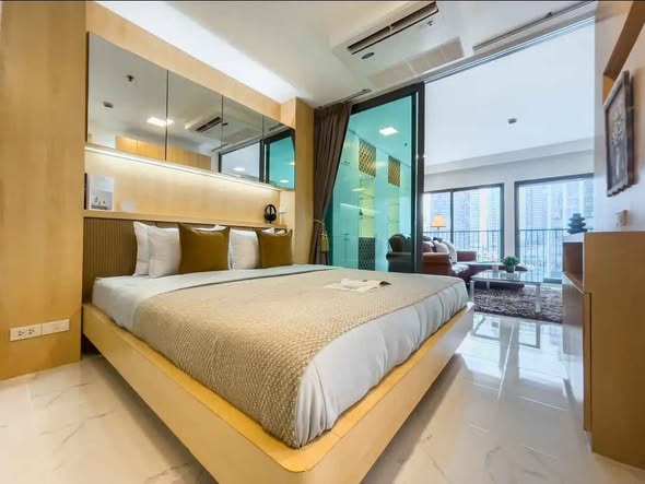 bedroom of Noble Remix