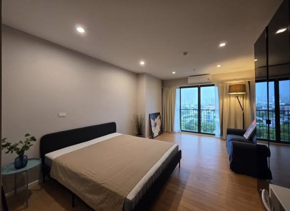bedroom of Noble Solo