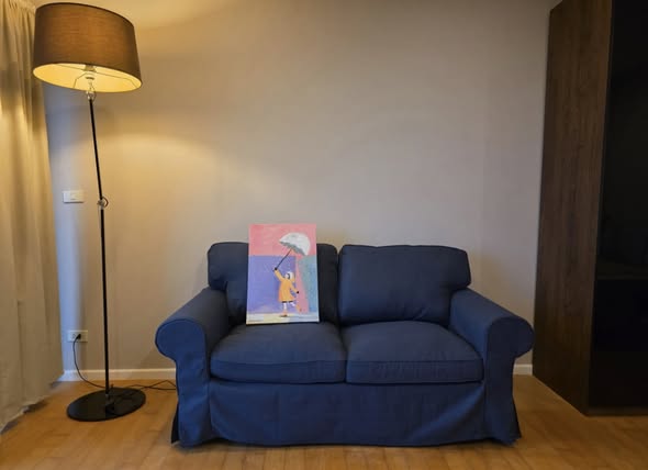 living room of Noble Solo