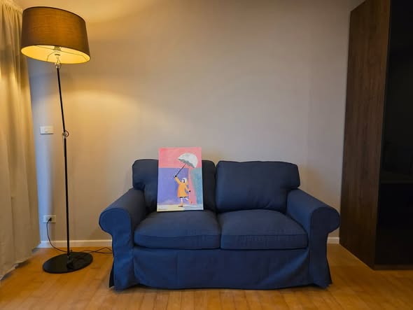 living room of Noble Solo