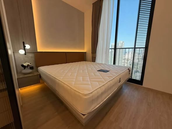 bedroom of Noble State Sukhumvit 39