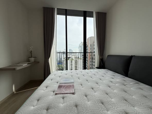 bedroom of Noble State Sukhumvit 39