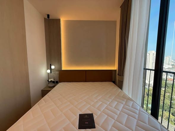 bedroom of Noble State Sukhumvit 39