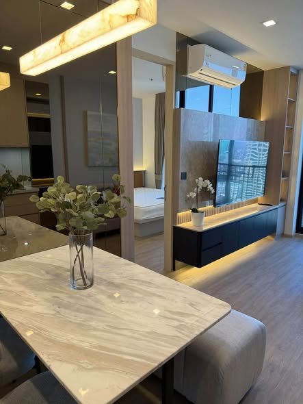 living room and kitchen of Noble State Sukhumvit 39