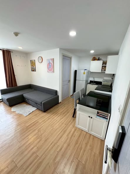 living room and bedroom of Notting Hill The Exclusive Charoen Krung 93