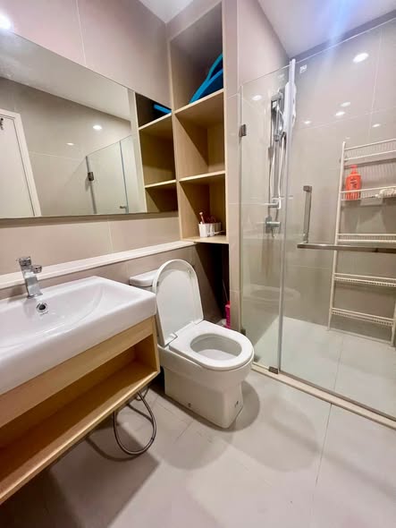 bathroom of NUE Connex Condo Don Mueang