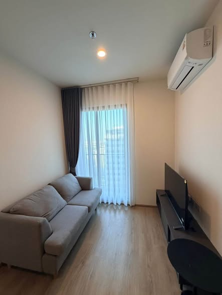 living room and bedroom of Nue District R9