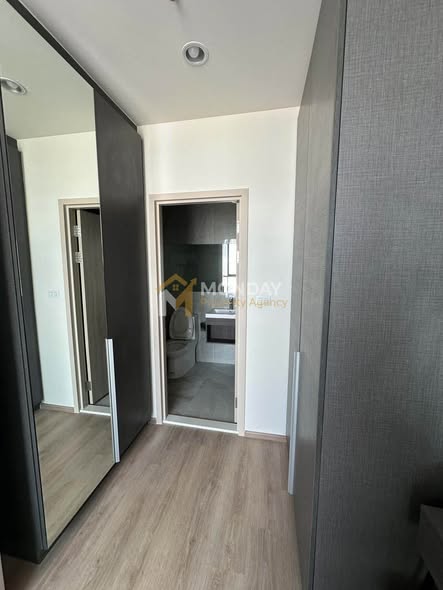room interior of Nue District R9