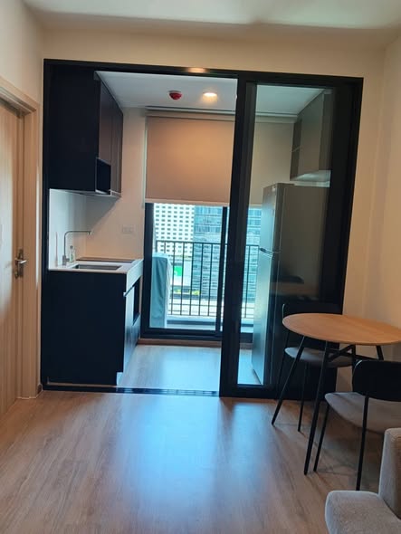 room interior of Nue District R9