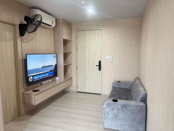 room interior of NUE Noble Ngamwongwan (นิว โนเบิล งามวงศ์วาน)
