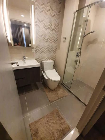 bathroom of Oka Haus