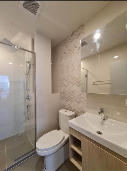 bathroom of Oka Haus