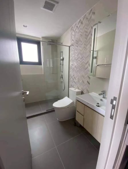 bathroom of Oka Haus