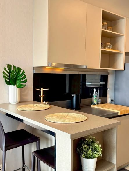 bathroom and kitchen of Oka Haus