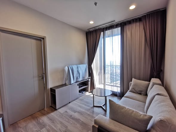 bedroom and room interior of Oka Haus
