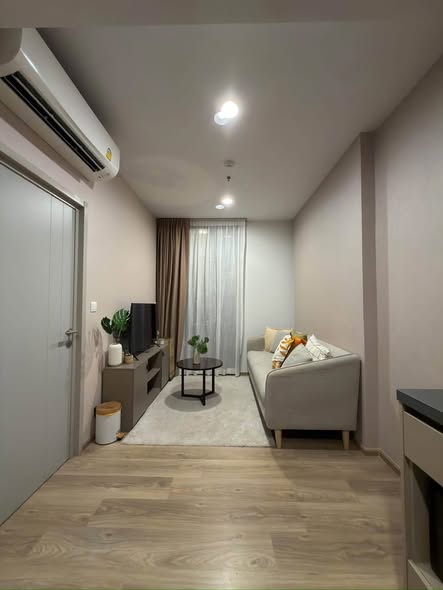 living room and bedroom of Oka Haus
