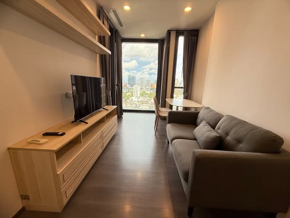 living room and bedroom of Oka Haus