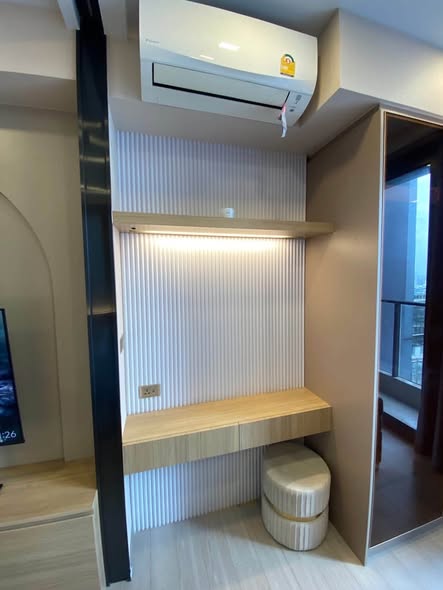 bathroom and kitchen of One9Five Asoke – Rama 9