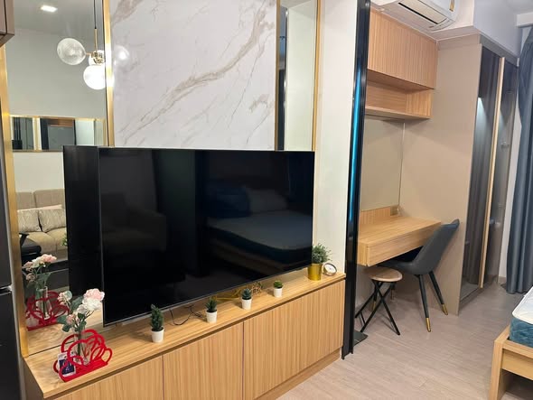 bedroom and bathroom of One9Five Asoke – Rama 9