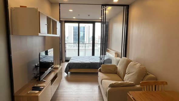 bedroom and room interior of One9Five Asoke – Rama 9
