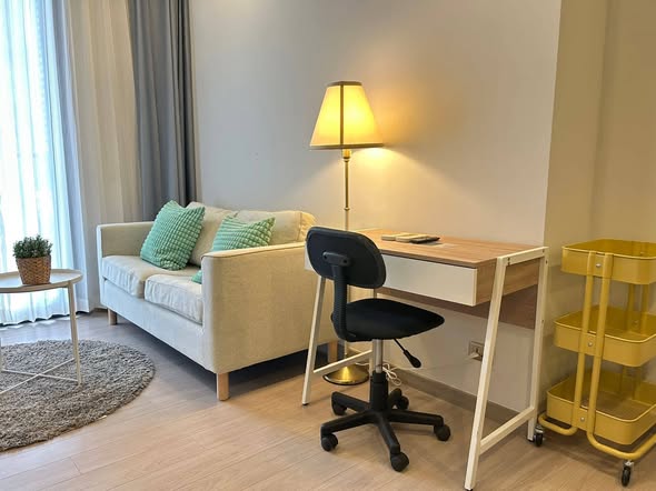living room of One9Five Asoke – Rama 9